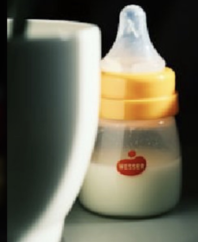 Breast Milk Storage Guidelines: How Long Does Pumped Milk Last?